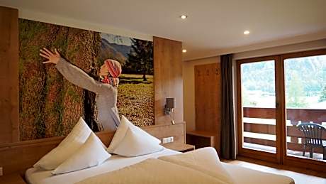 Comfort Double Room with Lake View 2