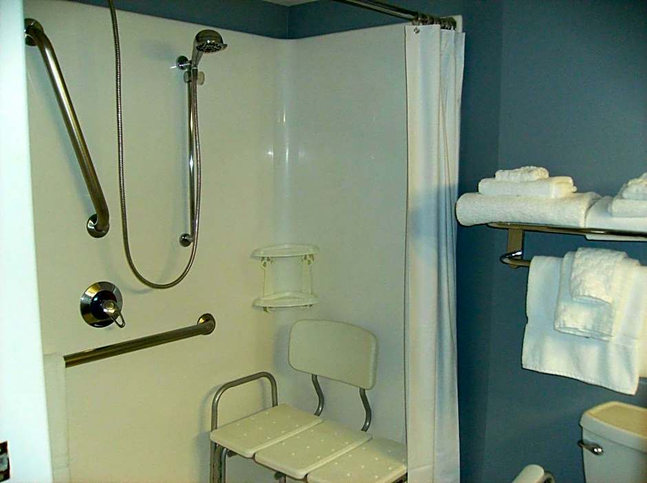 Best Western Plus Bradford Inn