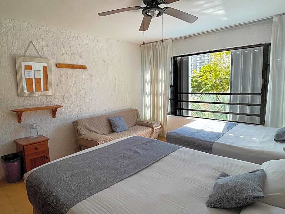 Casa Luna Family & Friends