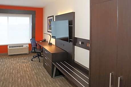 Standard King Room with Accessible Tub - Mobility Access