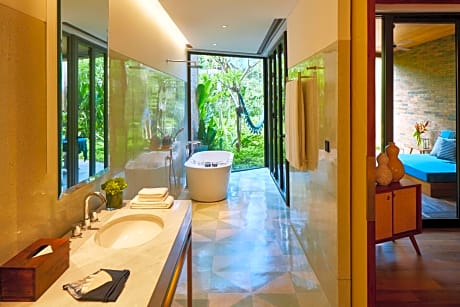 Pool View Suite