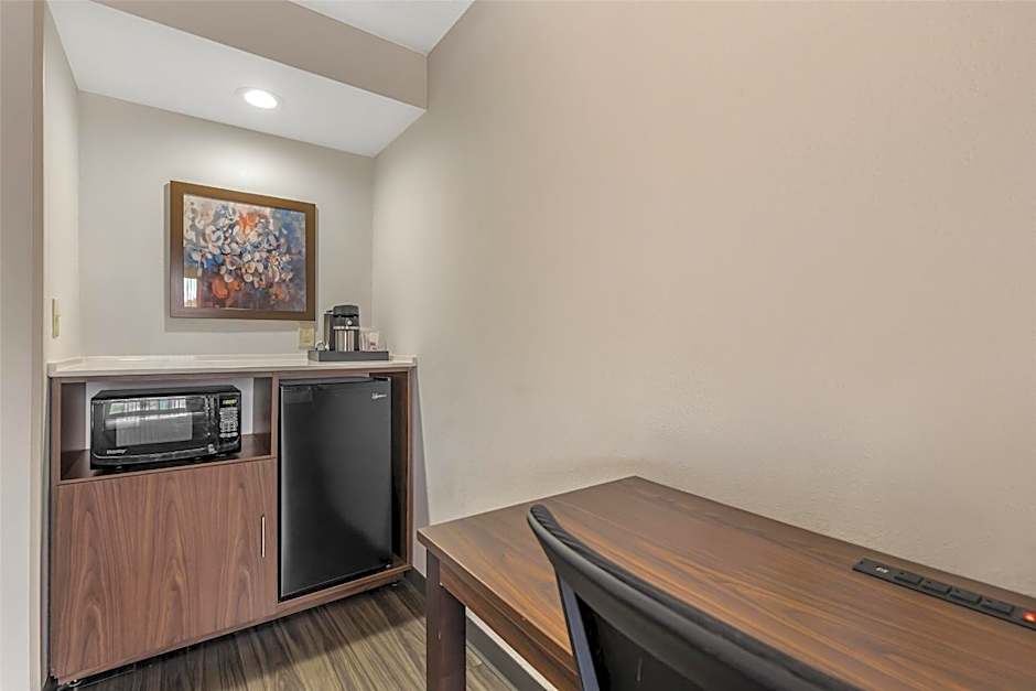 Best Western Plus Lexington Inn