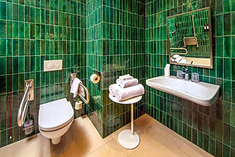 Premium King Room - Disability Access