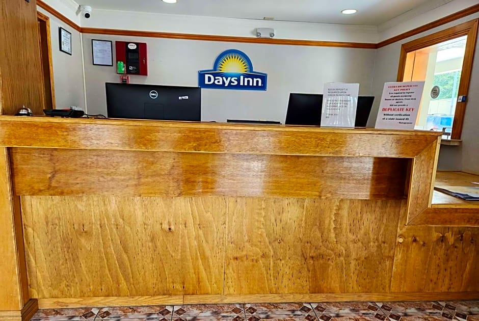 Days Inn by Wyndham Slidell