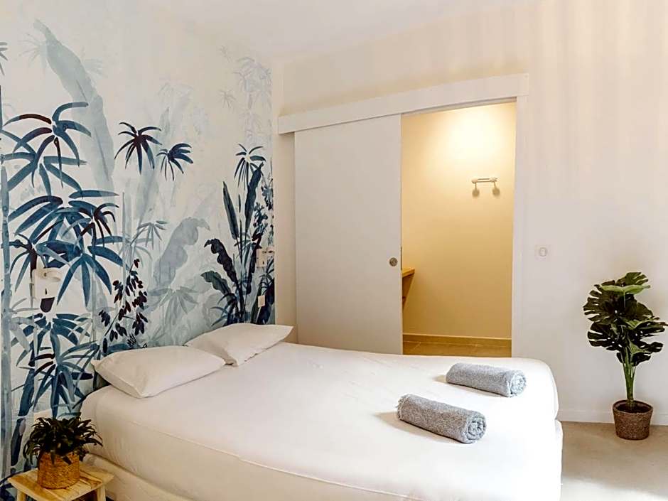 HEJMO Hostel