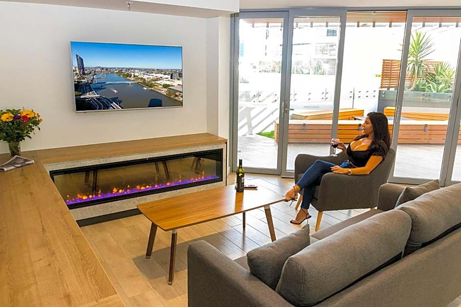 Evolution Apartments
