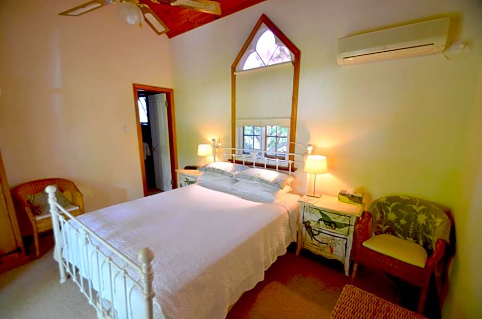 RoseMoore Bed & Breakfast