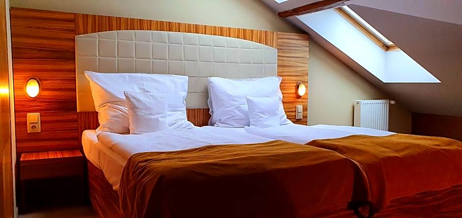 Photo 1 of 3 of 1 Double Bed or 2 Beds
