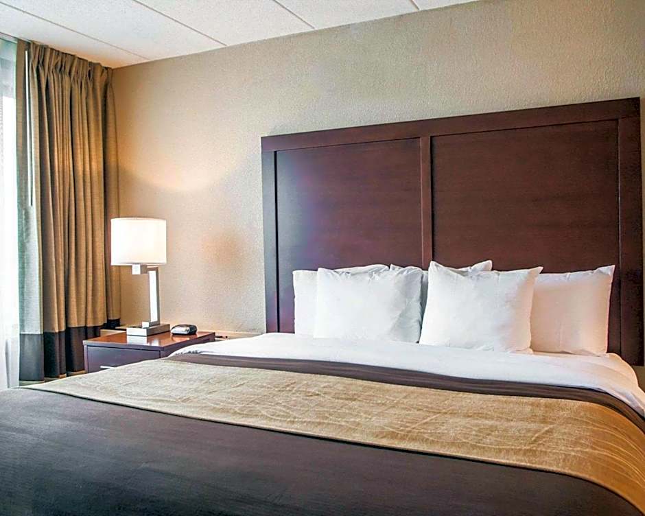 Quality Inn & Suites Orland Park - Chicago