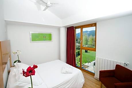 Small Double or Twin Room