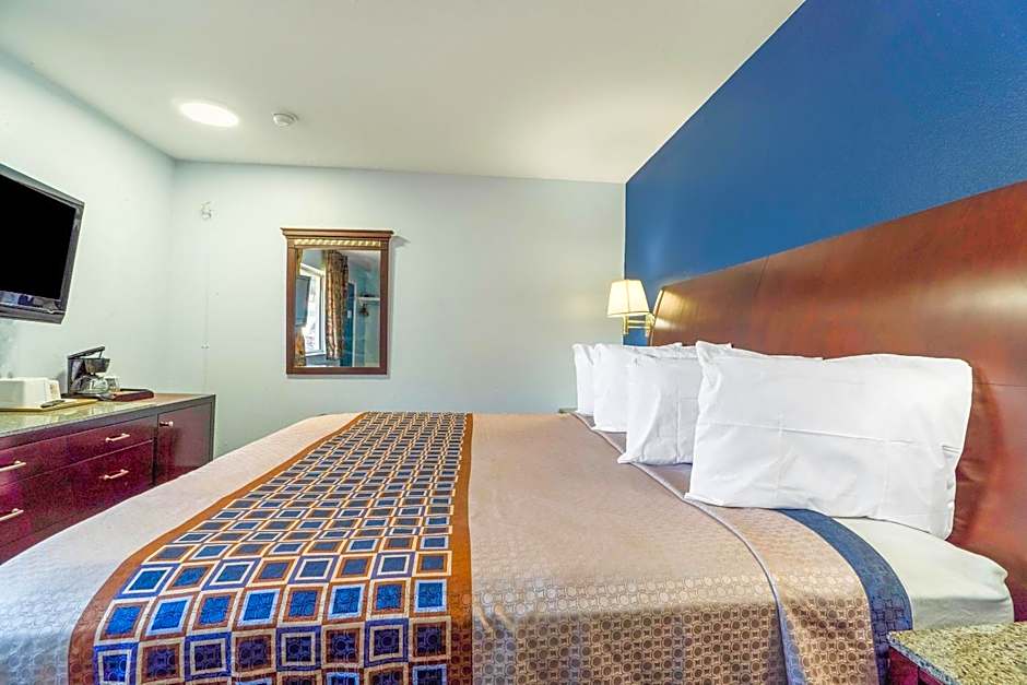 Budget Inn by OYO Frederick US-183