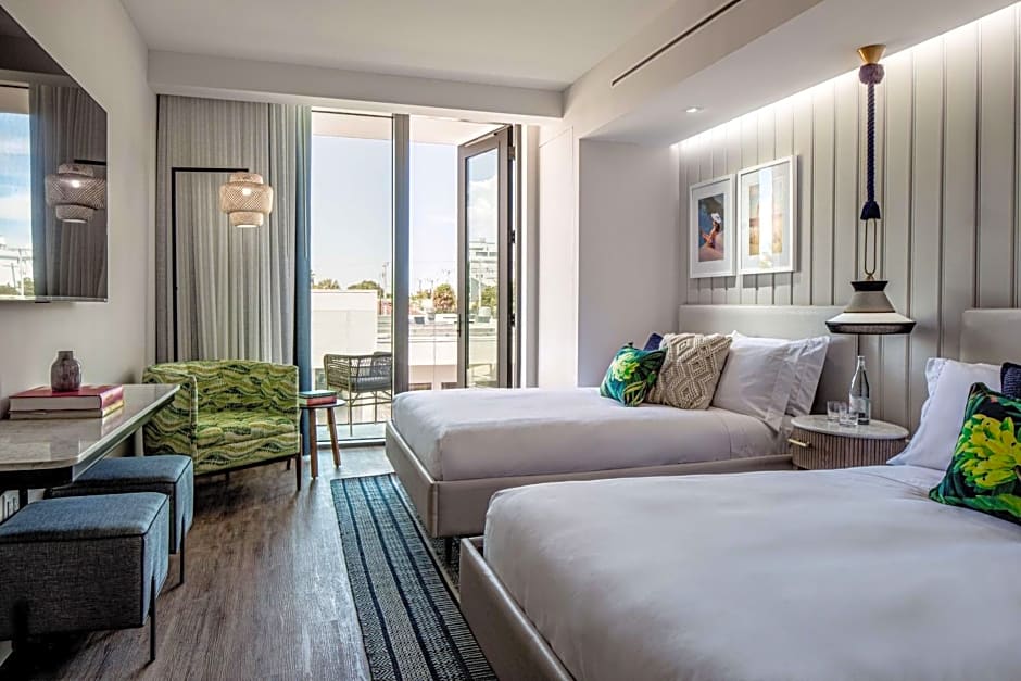 The Ray Hotel Delray Beach, Curio Collection by Hilton