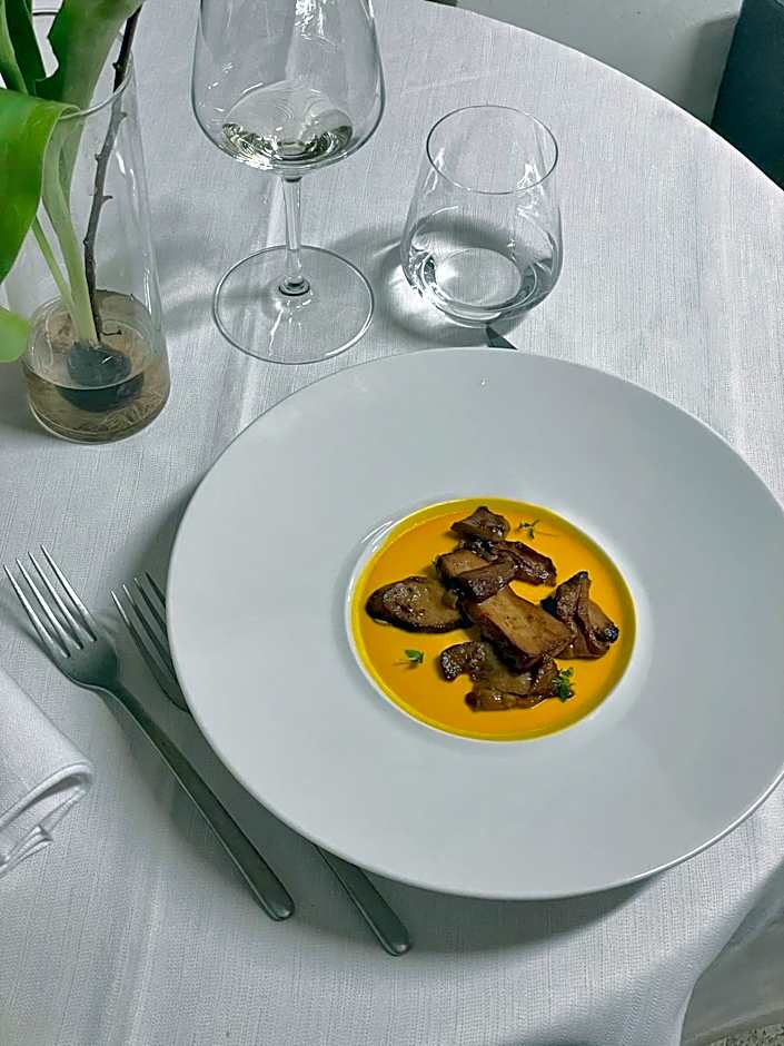 Hotel Villa Policreti