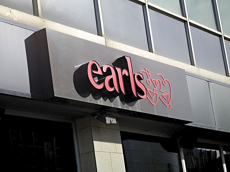 Campus Tower Suite Hotel