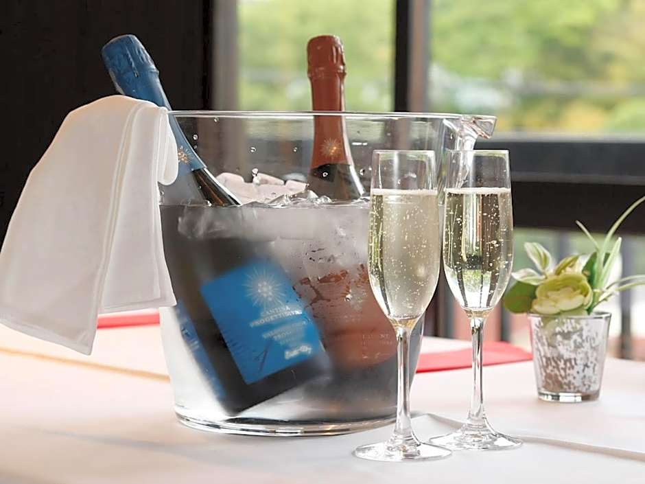 源泉掛け流しの宿Albergo湯楽