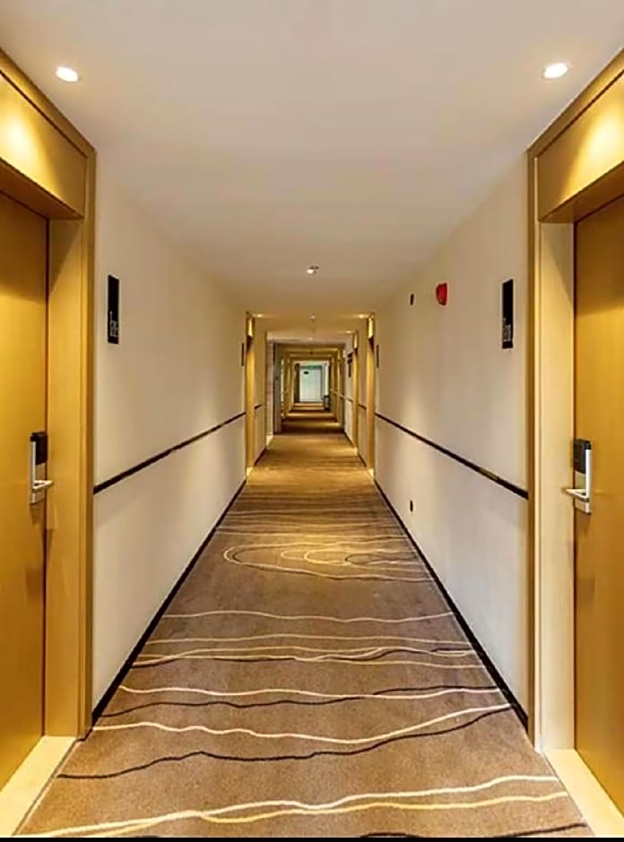 City Comfort Inn Xiangyang People's Square Huayangtang