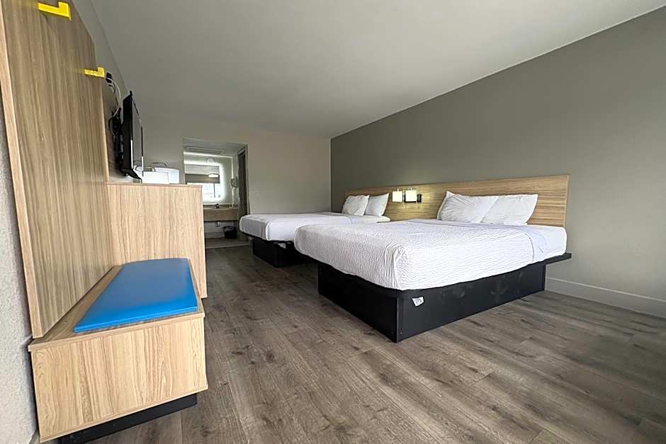 Days Inn by Wyndham Ruther Glen Kings Dominion Area