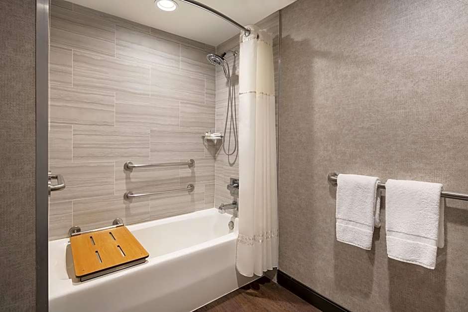 Fullerton Marriott At California State University
