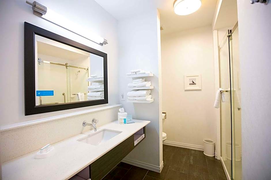 Hampton Inn By Hilton Toledo Oregon