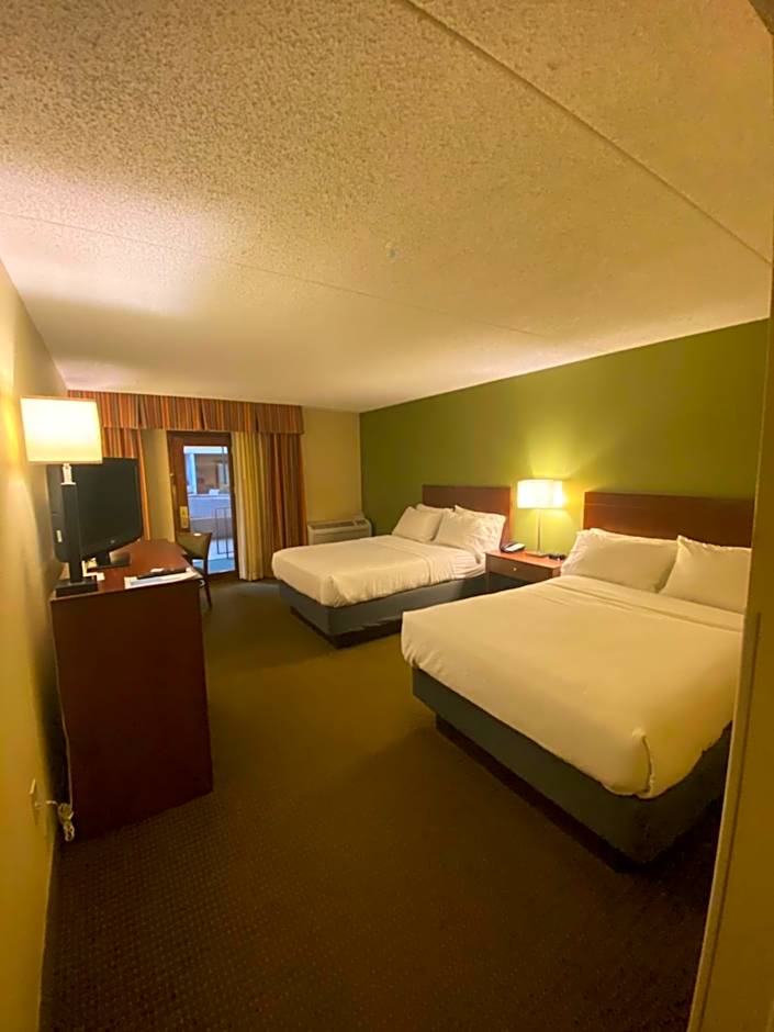 DoubleTree by Hilton Austin, MN