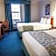 La Quinta Inn & Suites by Wyndham Moline Airport