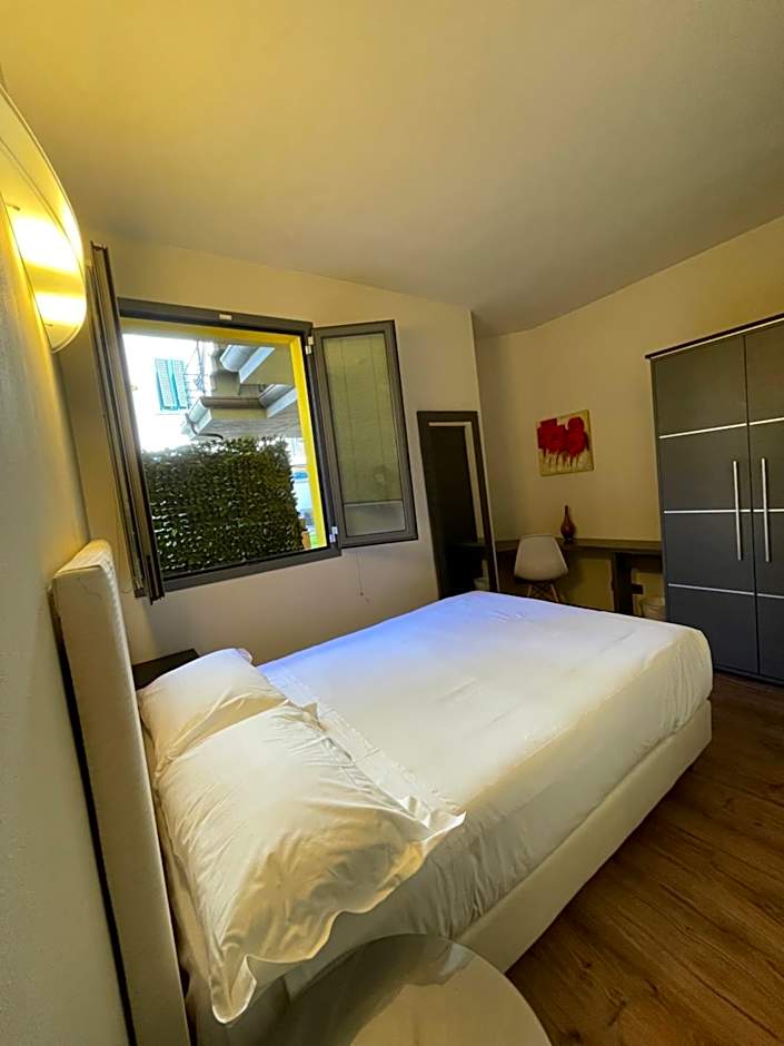 Select Executive Residence
