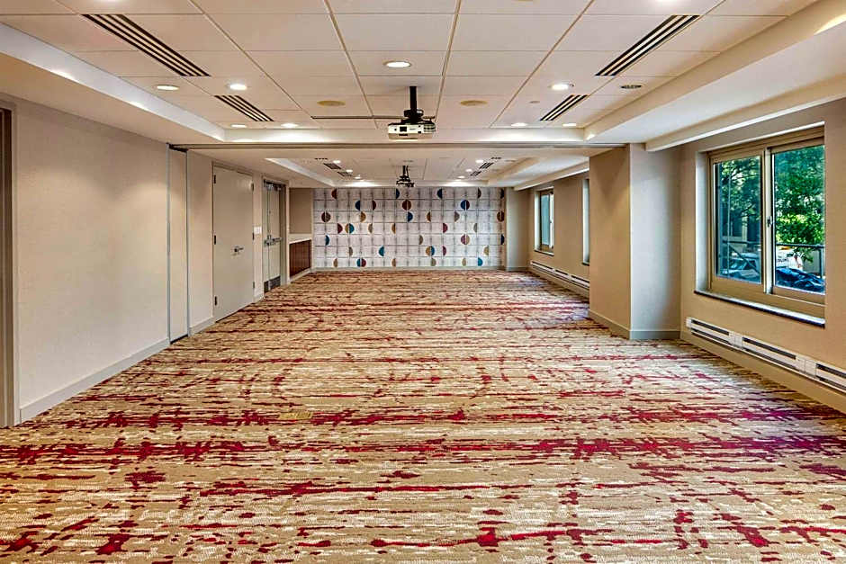 Hilton Garden Inn Bethesda Downtown