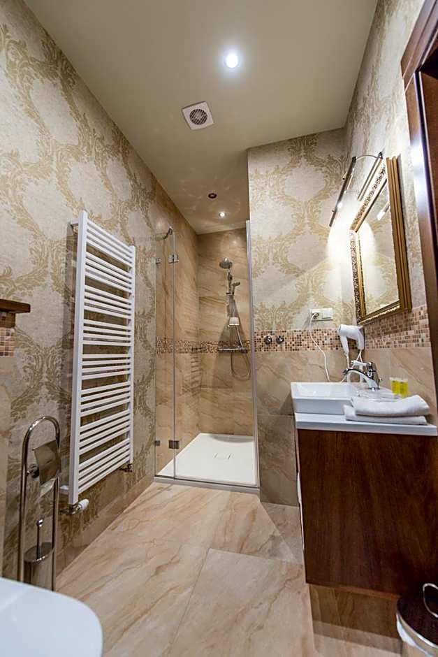 Hotel Lipowy Most
