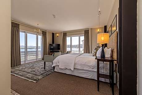 King Room with Lake View
