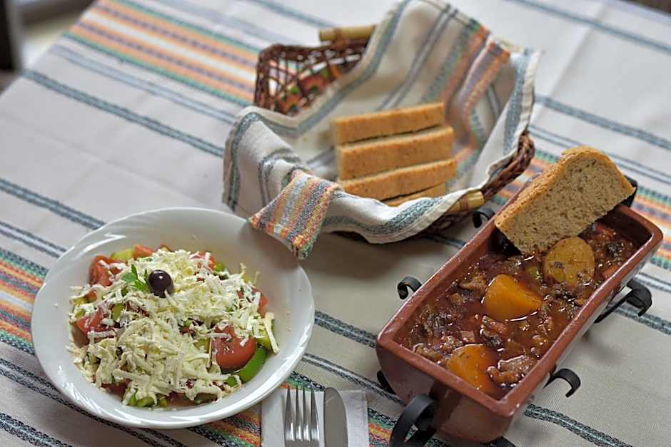 Семеен хотел Балканъ-Априлци