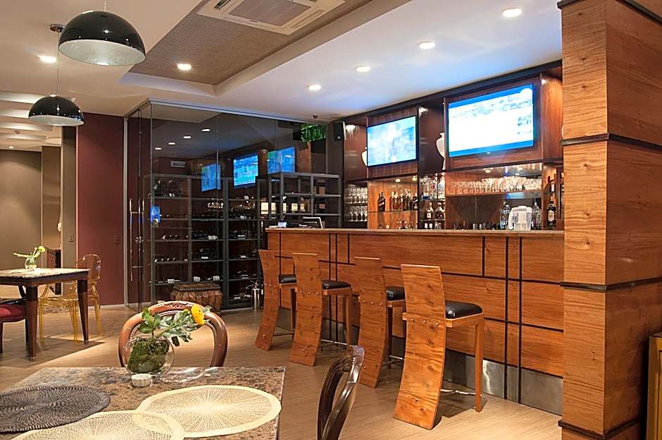 Las Ventanas Suites Hotel