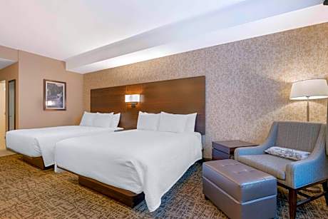 Queen Room with Two Queen Beds and Walk-In Shower - Non-Smoking