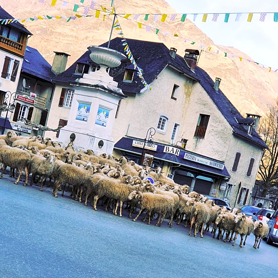 Auberge La Caverne