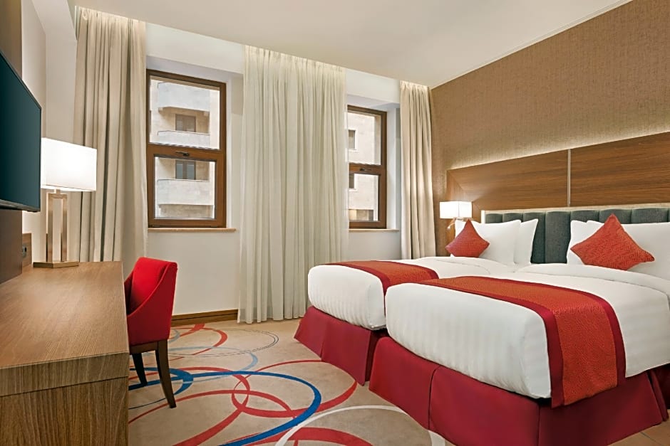Ramada Hotel & Suites by Wyndham Yerevan