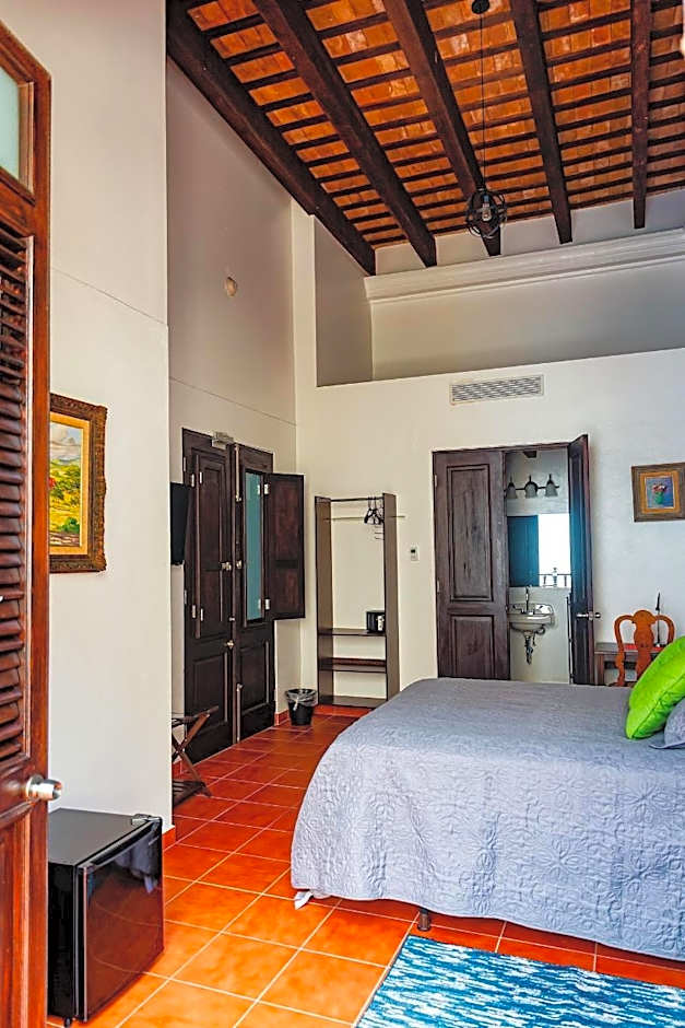 352 Guest House