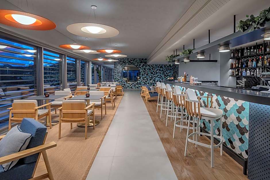 DoubleTree by Hilton Lagoa Azores