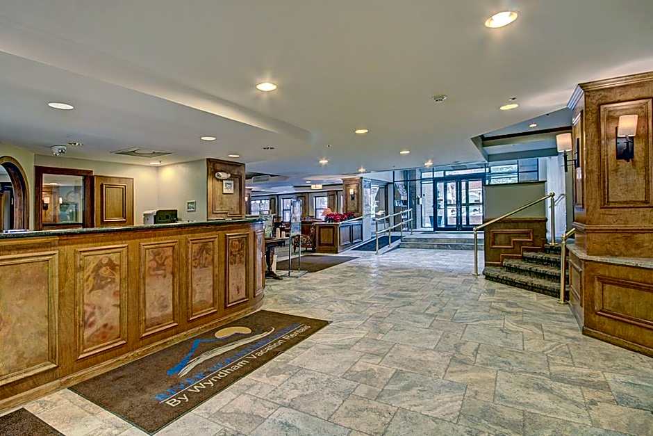 River Mountain Lodge