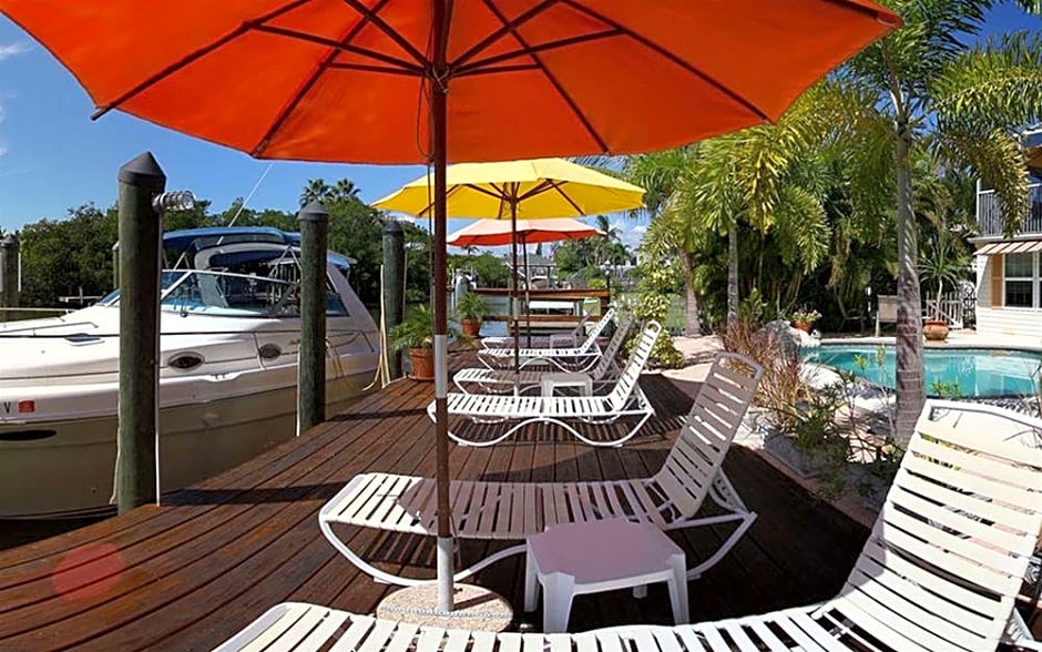 Manatee Bay Inn