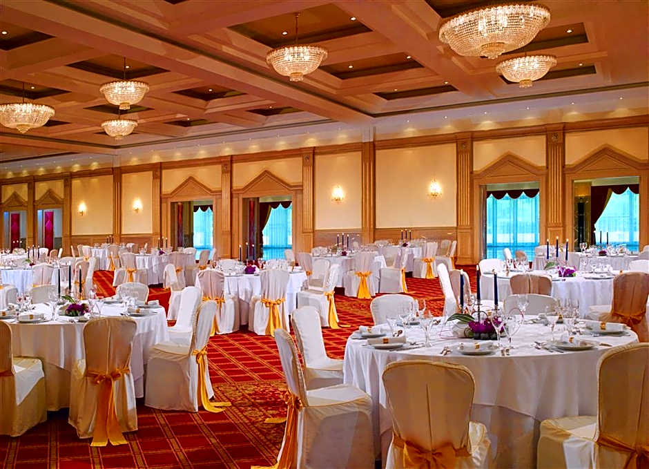 Oran Bay Hotel