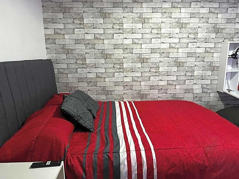Casa Vázquez , "Como en casa" , hospédate con nosotros y recibirás una atención personalizada, servicio y confort nos distingue.