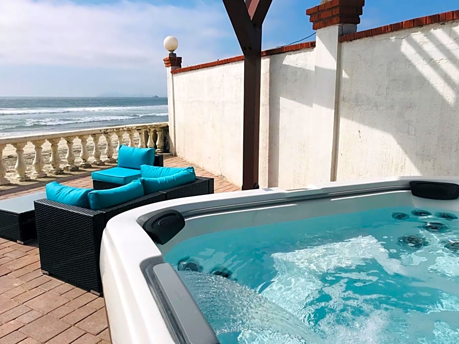 Quinta Pacifica Beachfront Villas
