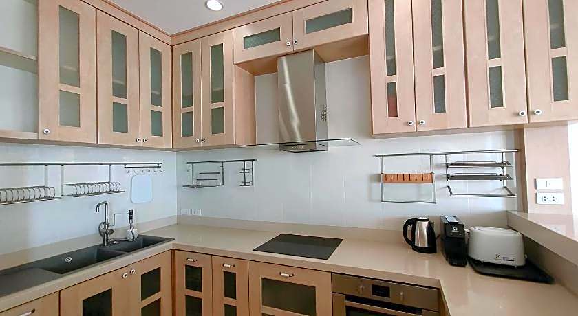 Ratana Hotel Chalong