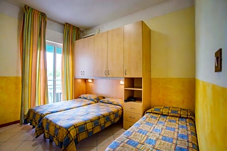 Triple Room with Balcony