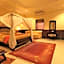 Super OYO Townhouse Oak Maxi Hotel Legian