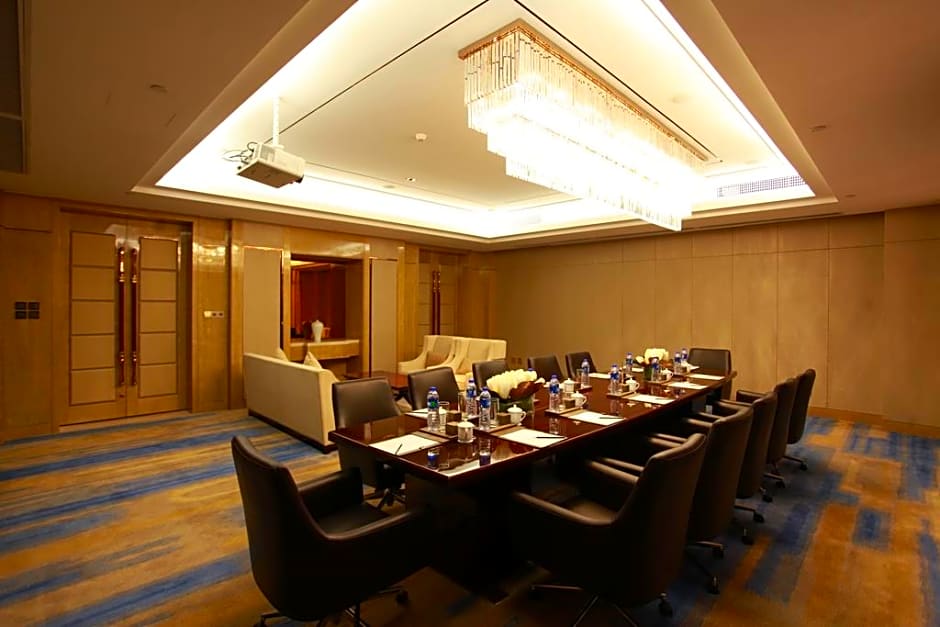 Howard Johnson Qinlu Plaza Yingtan