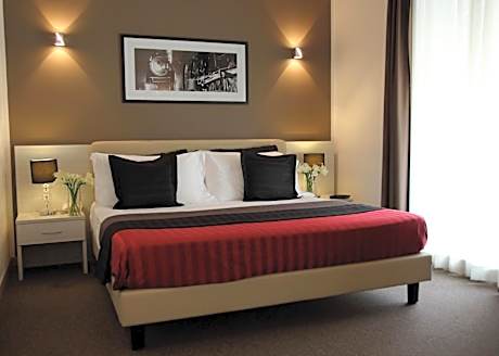 Stelle Hotel The Businest