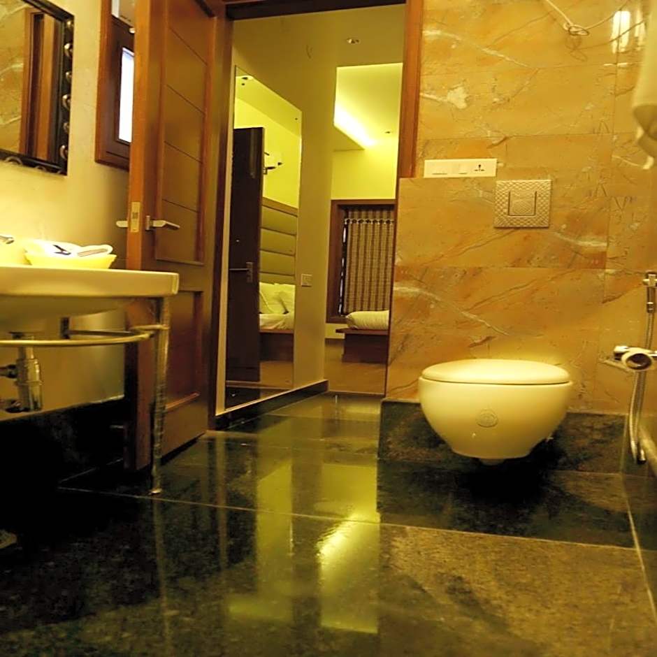 Dippys Hotel – Kasauli, PA