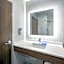 Holiday Inn Express and Suites Gilbert - East Mesa By IHG