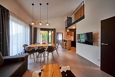 Apartment with 4 Bedrooms, Hot Tub and Sauna