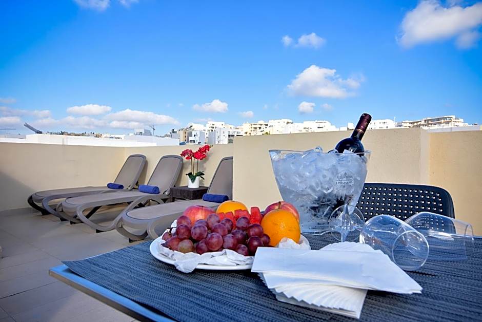 Blubay Apartments by ST Hotels